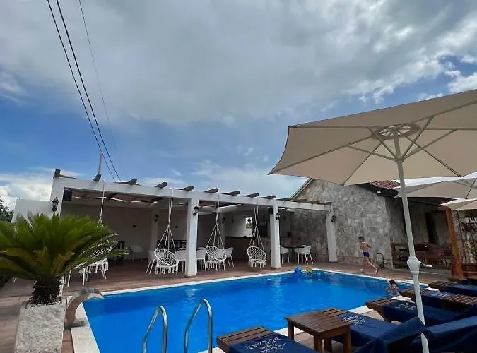 Burzan Bungalovi